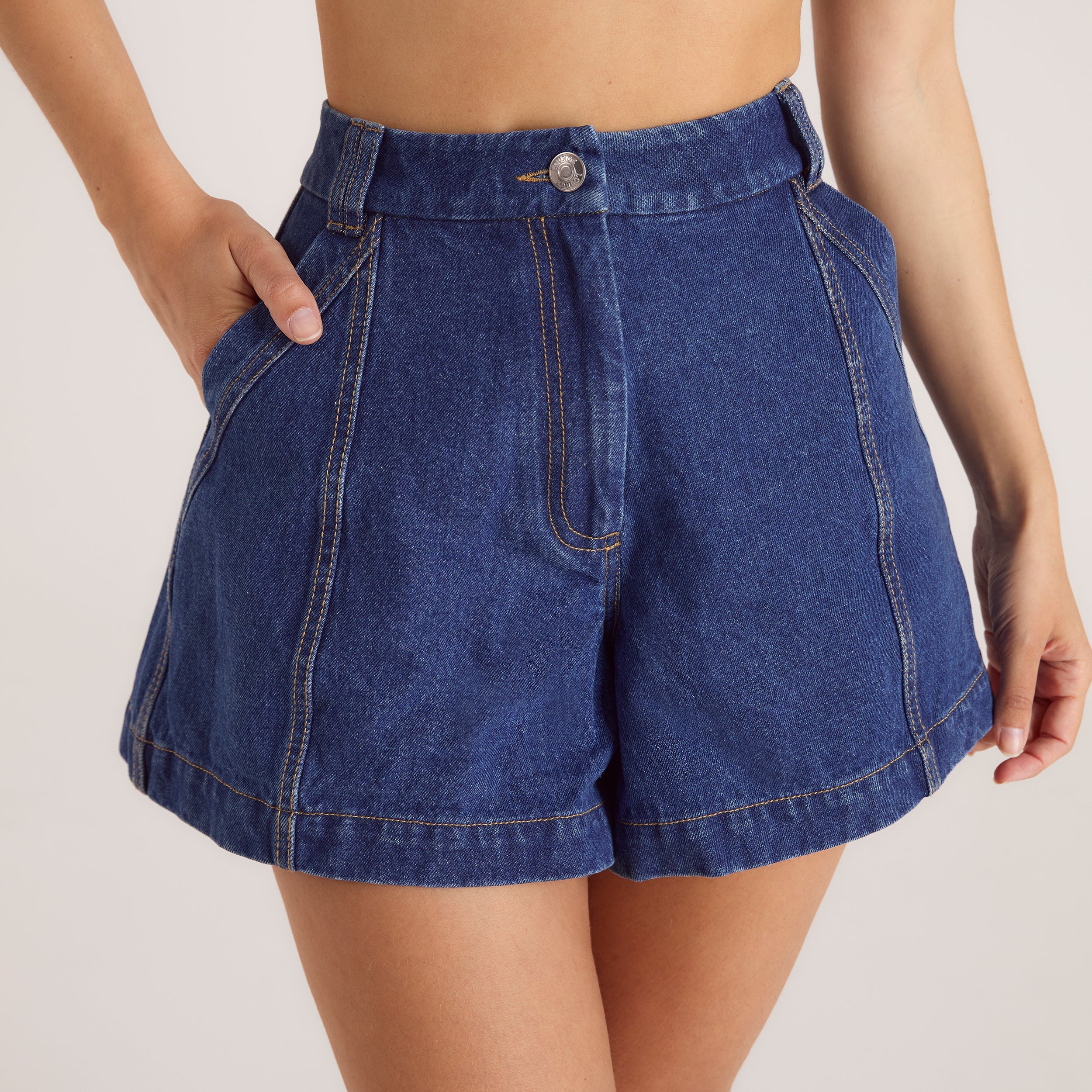 Jeansshorts mit Weitem Saum - Blau
