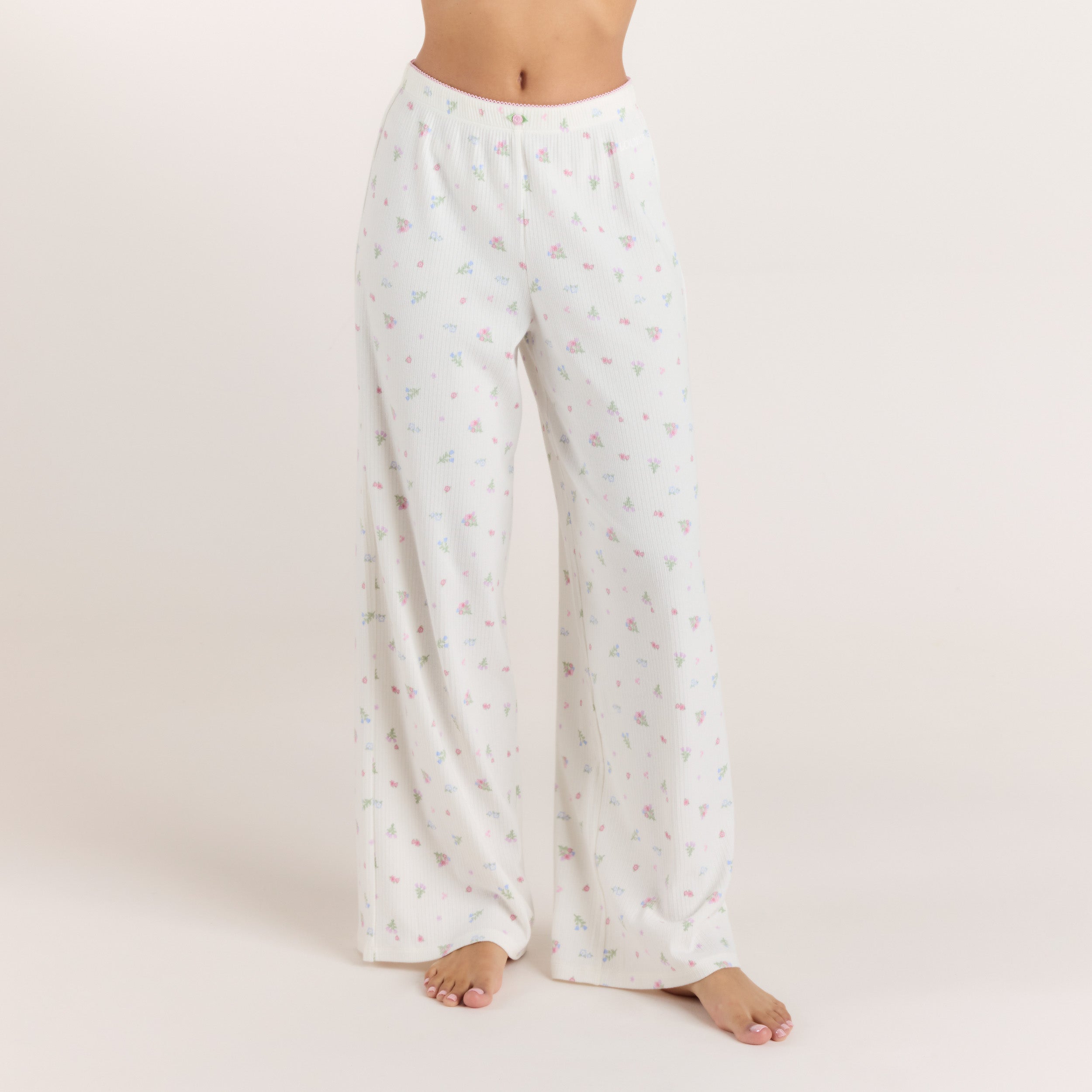 Gerippte Pyjamahosen - Florales Weiss
