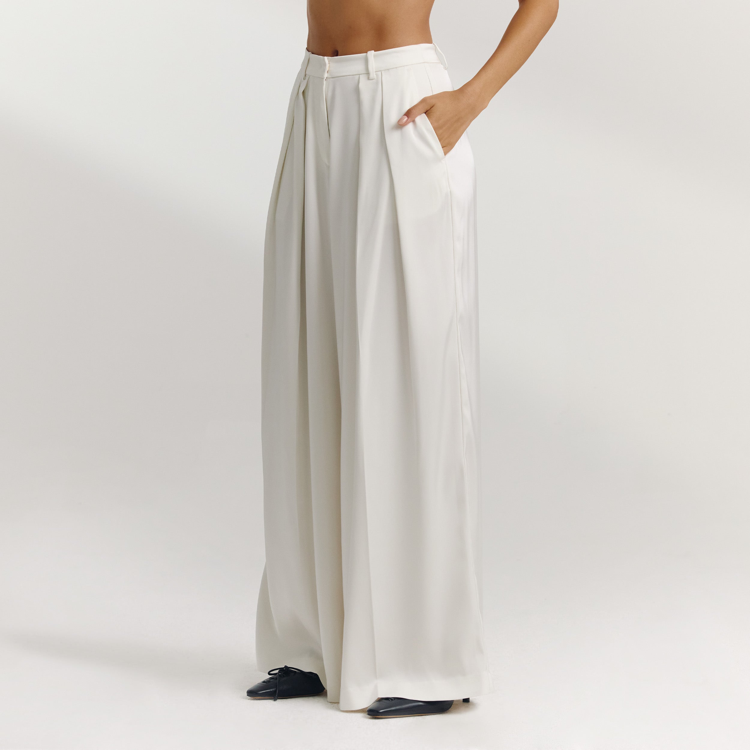 Weite Satinhose - Weissgrau