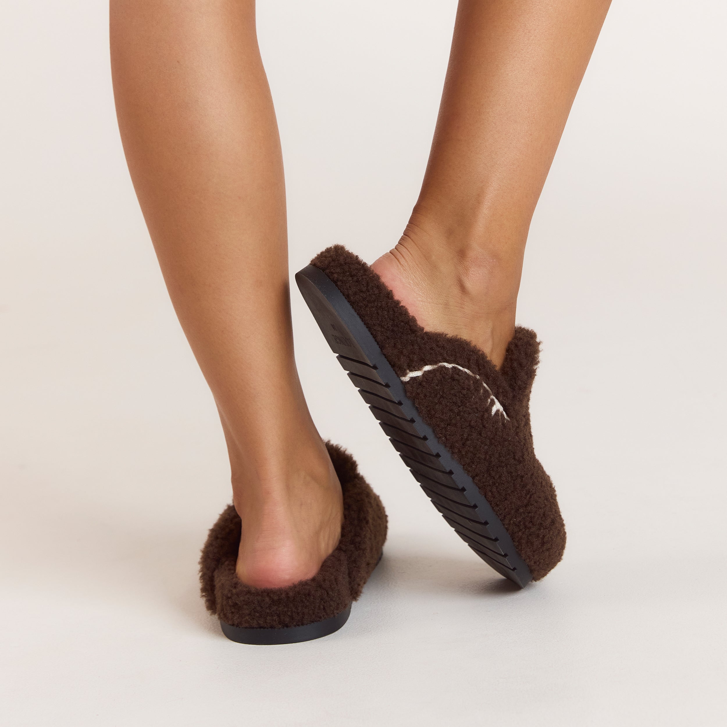 Anya Mule-Hausschuhe | Anya Mule-Hausschuhe - Schokolade