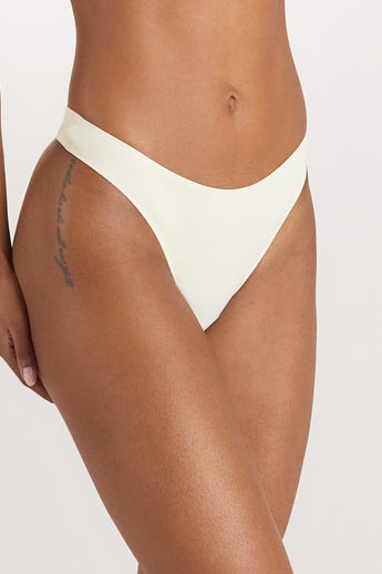PillowSoft™ Brazilian Slip - Milchkaffee alternate