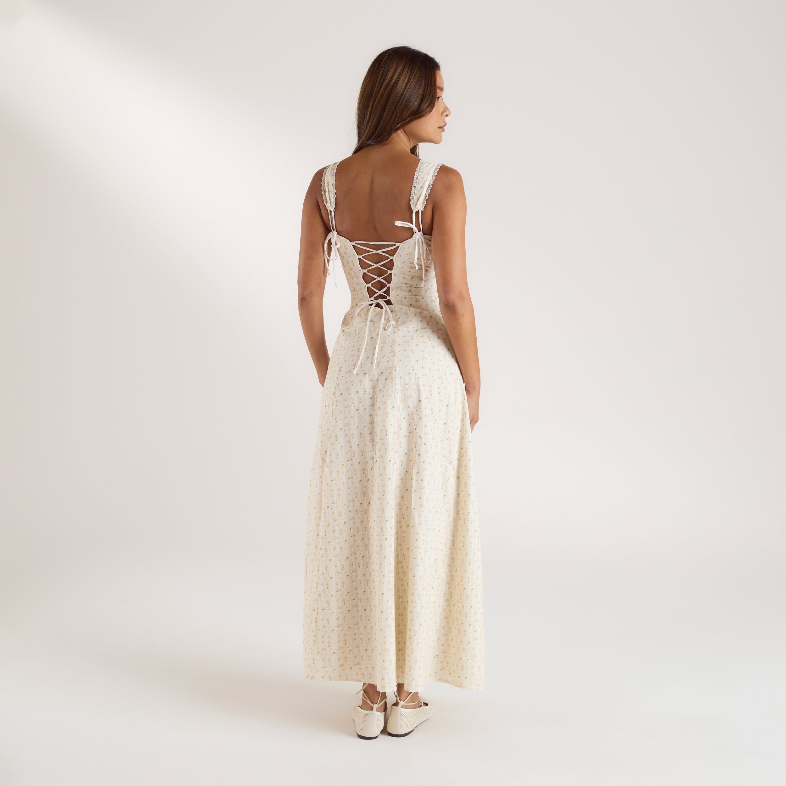 Maxikleid mit Korsettrücken | Maxikleid mit Korsettrücken - Pfirsichblüte