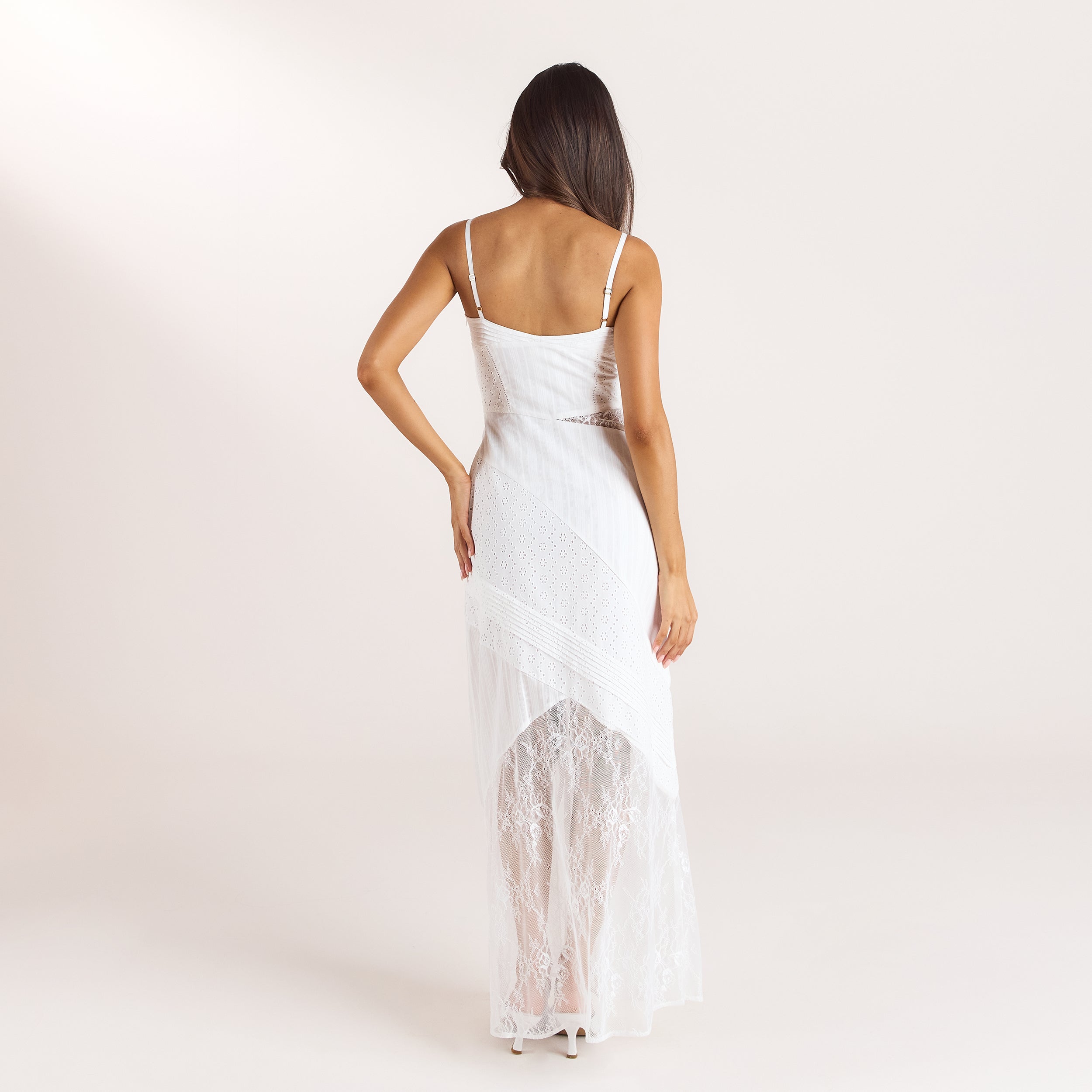 Maxikleid mit Stickerei und Spitze | Maxikleid mit Stickerei und Spitze - Weiss
