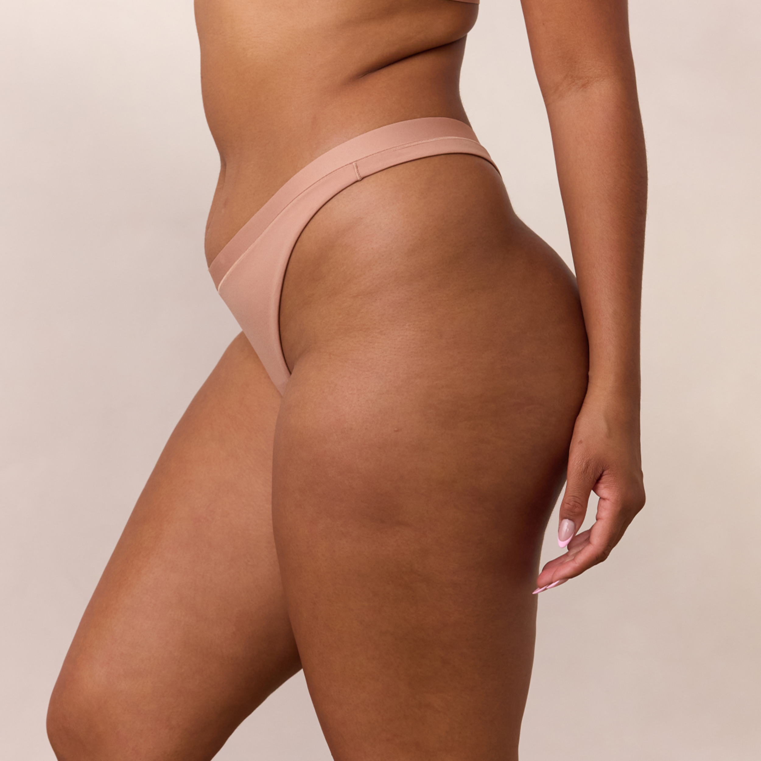Everyday Comfort String | Nayeli, M