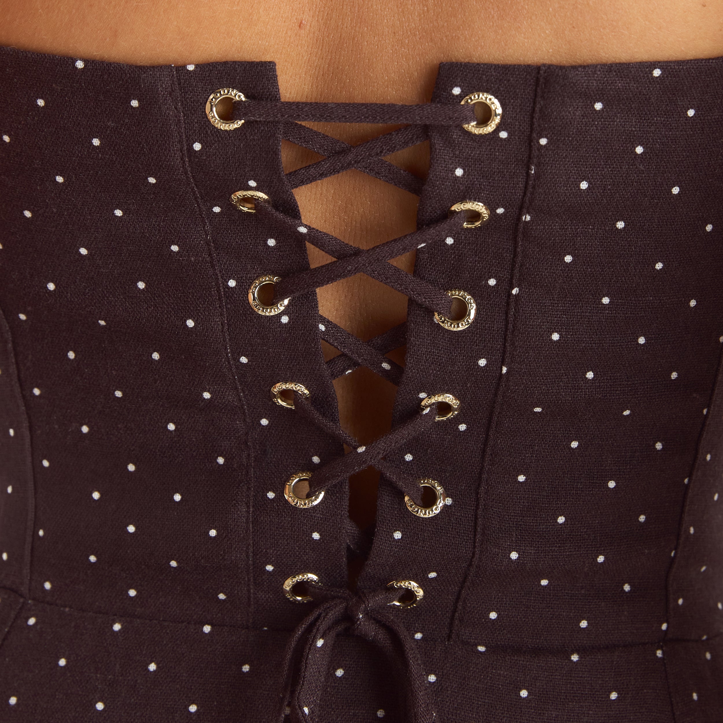 Maxikleid mit Spitzenbesatz | Maxikleid mit Spitzenbesatz - Schokolade mit Punkten