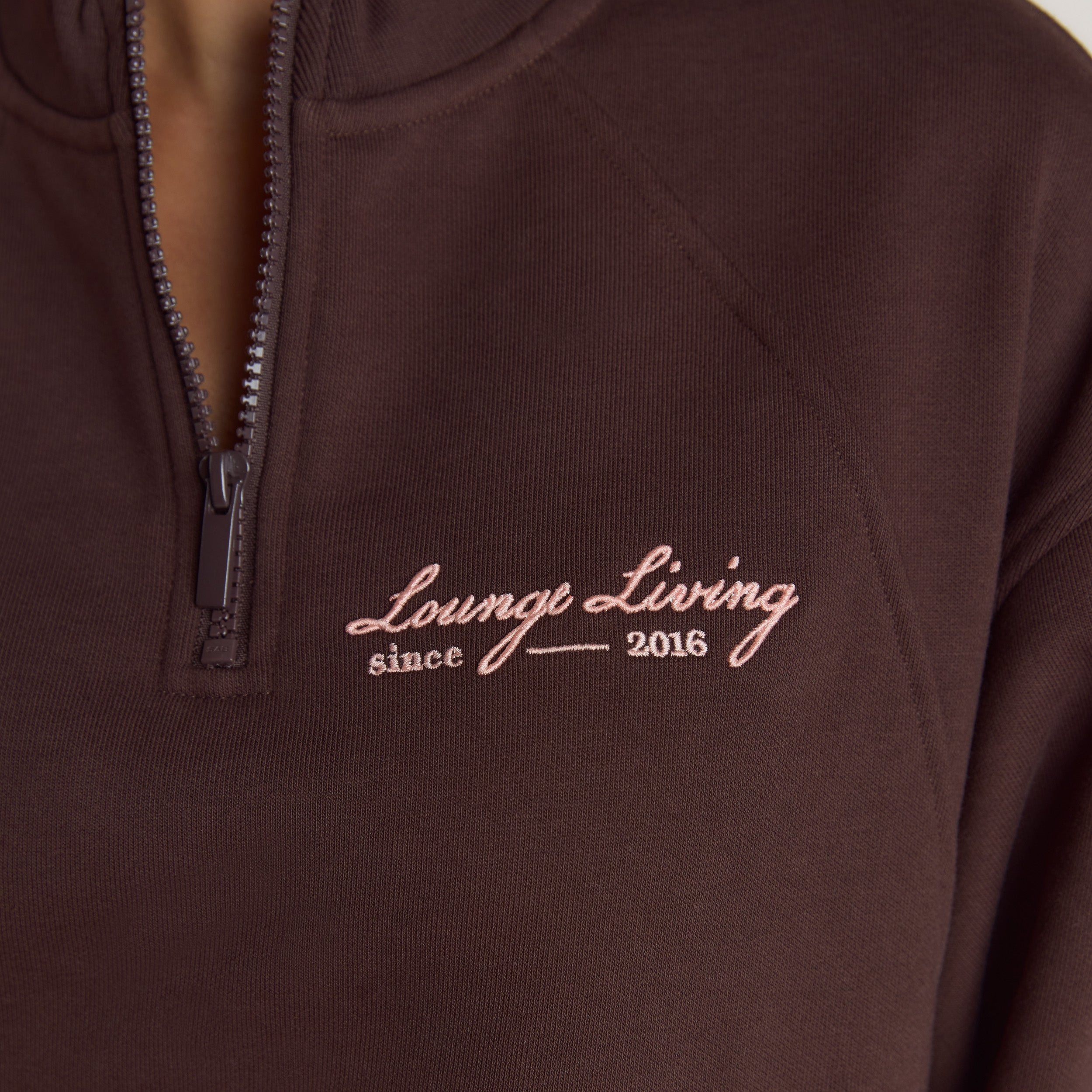 Lounge Living Pullover mit Viertel-Zip | Lounge Living Pullover mit Viertel-Zip - Schokolade