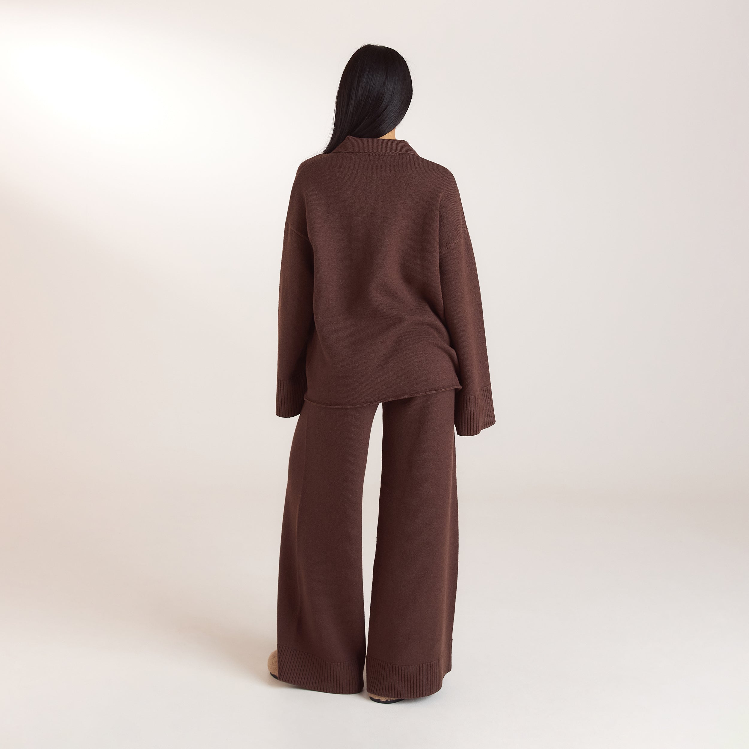 Oversize Strickjacke mit V-Ausschnitt | Oversize Strickjacke mit V-Ausschnitt - Schokolade