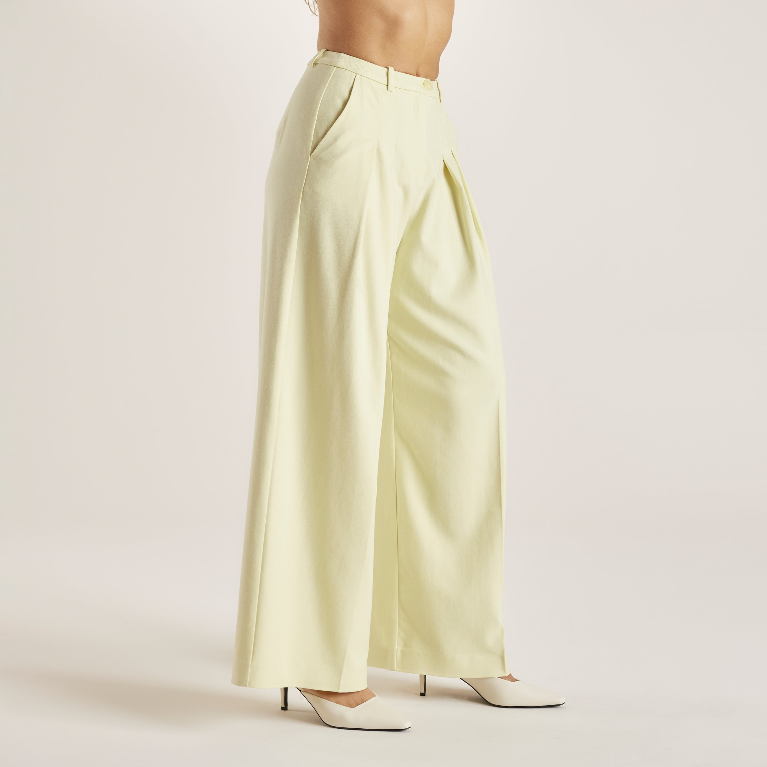 Weite Webhose | Weite Webhose - Buttermilch