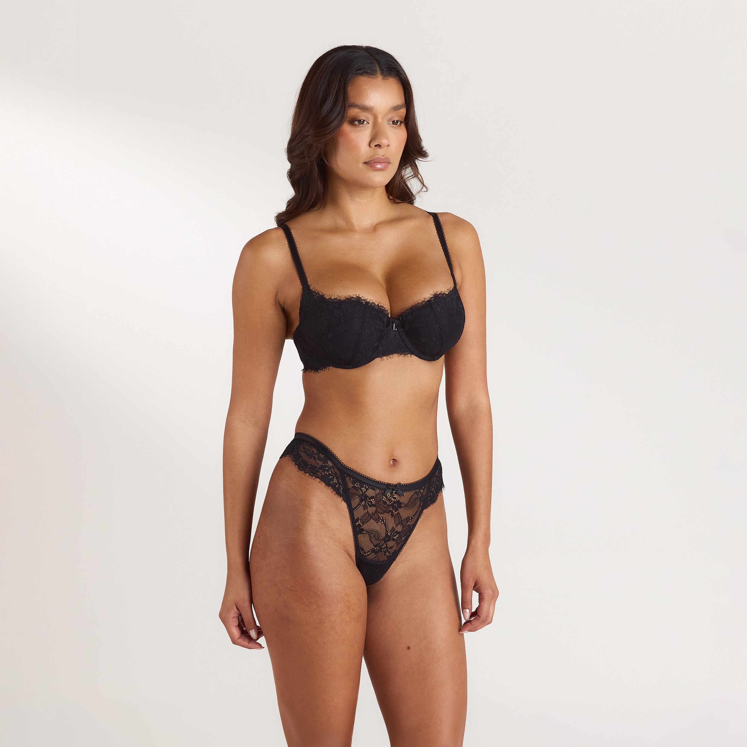 Spitzen-BH mit Extremem Push-Up | Spitzen-BH mit Extremem Push-Up - Schwarz
