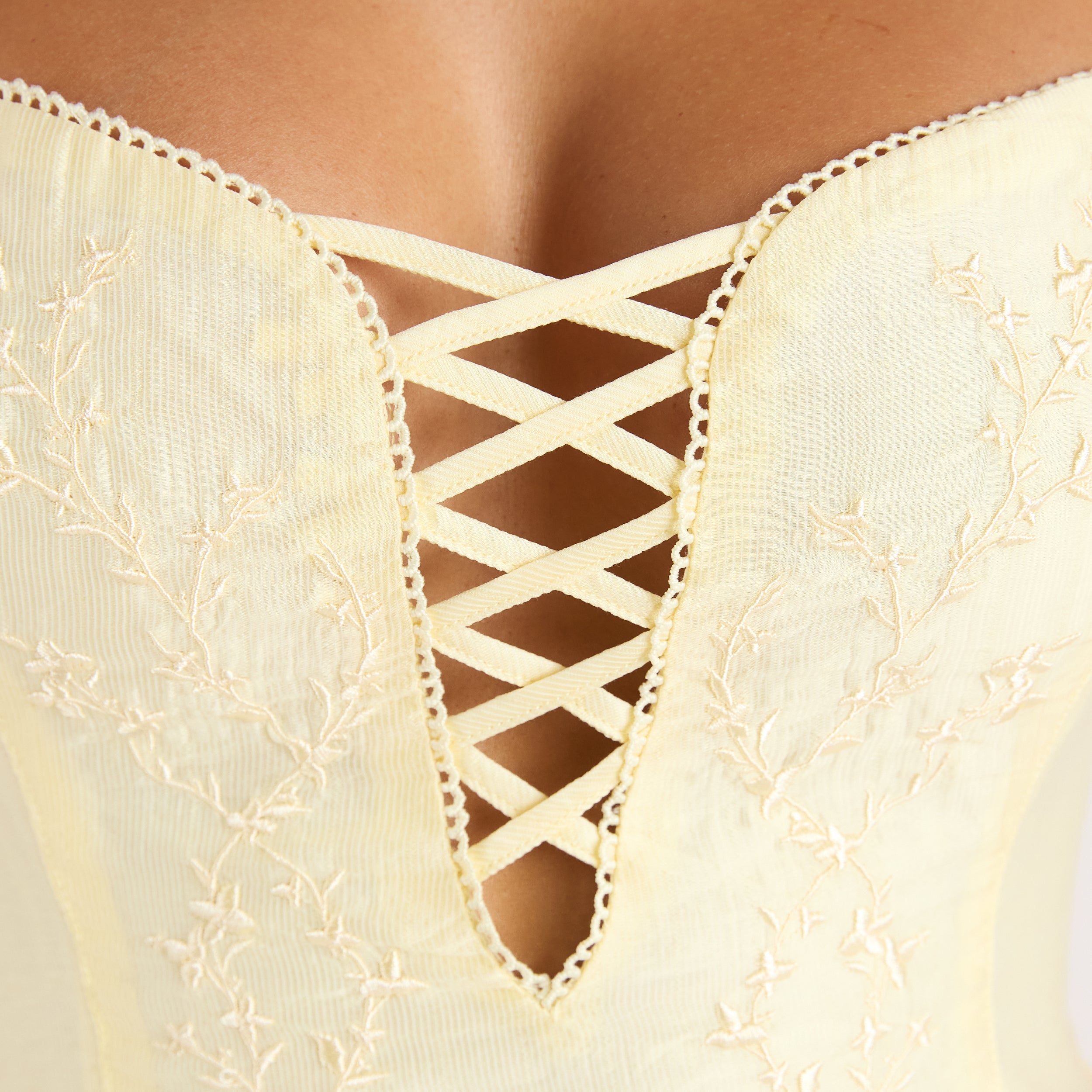 Bestickter Maxikleid mit Korsetdetail | Bestickter Maxikleid mit Korsetdetail - Zitrone